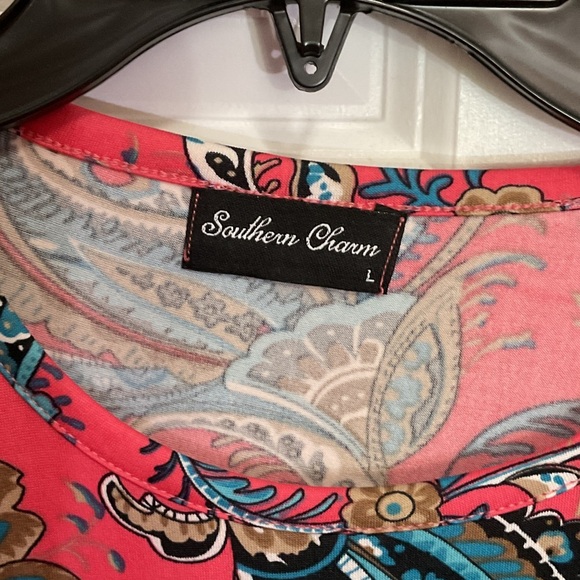 Elegant Paisley Long Sleeve Top - Picture 2 of 5